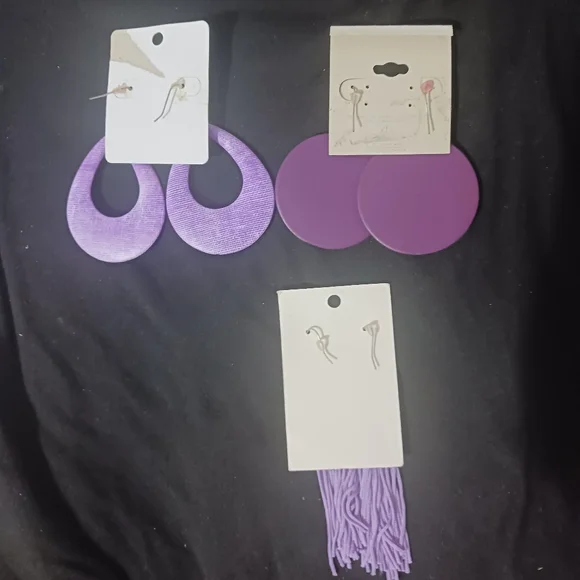 NEW Bundle of Women purple earrings - Picture 4 of 5